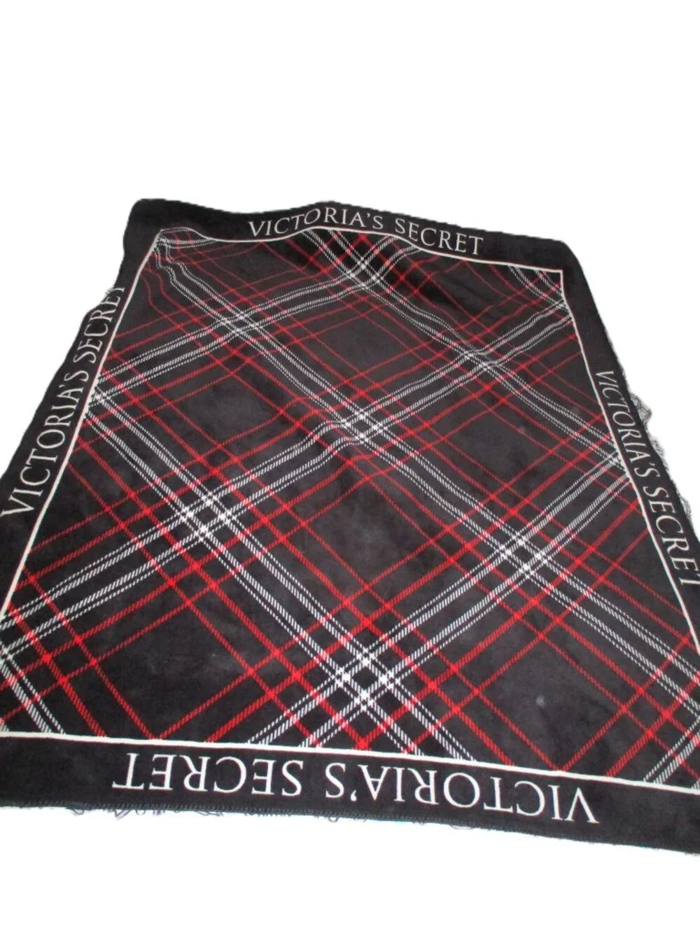 Victoria's Secret Black and Red Plaid Cozy Plush Fleece Sherpa Throw Blanket